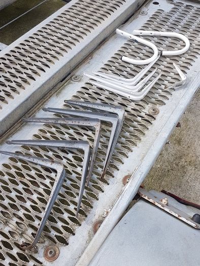 shelving brackets