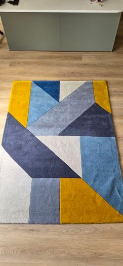 Rug