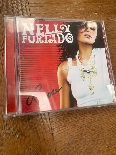 Nelly Furtado Loose