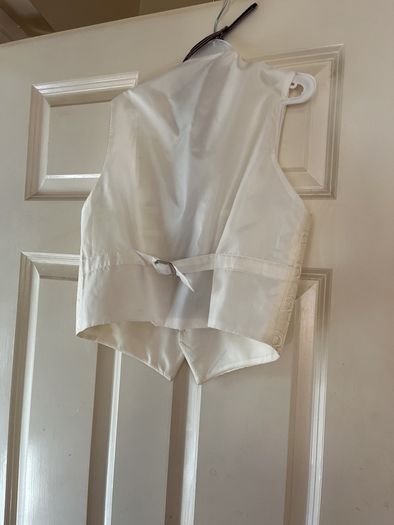 Communion jacket,waistcoat and tie age 7 to 8 yrs