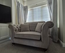 Love seat / Double Arm chair