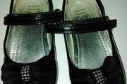 Girls shoes