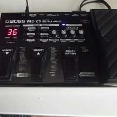 Boss ME-25 Guitar Effects Processor - includes power supply