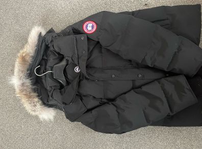 canada goose men's jacket