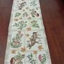 Table runner Image 3