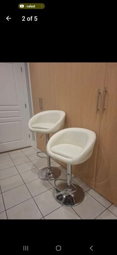 Bar stool x2