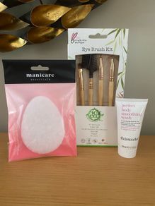 Makeup and skincare bundle