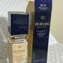 Cle De Peau Beaute Radiant Fluid Foundation Natural Image 5