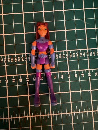 Vintage 3.5" Teen Titans figures