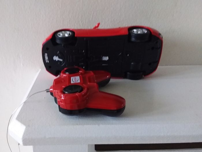 Rastar : Ferrari California - Remote Control Car