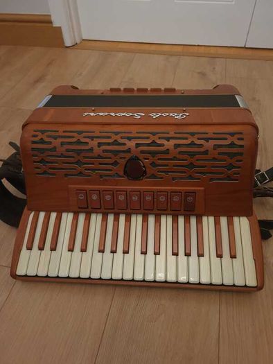 Paolo Soprani Wood Folk IV Piano Accordion