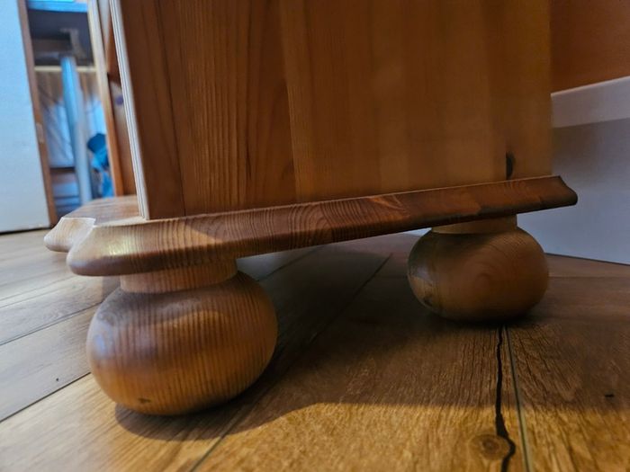 Solid Wood Standing Bookcase, Excellent Condition, Quick Sale