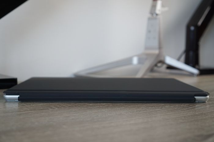 Surface Pro 9 | i5-1245U vPro | 120Hz PixelSense | Like New