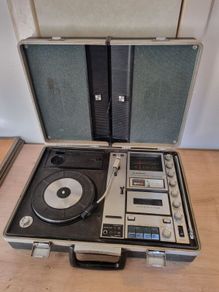 Vintage SANYO Solid State Music Centre - MODEL G-2615N