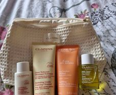 Clarins skin care set