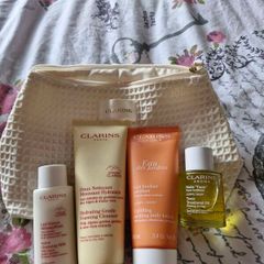 Clarins skin care set