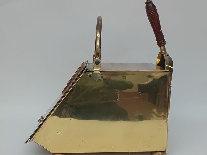 Antique Brass Coal Scuttle Storage Box & Shovel