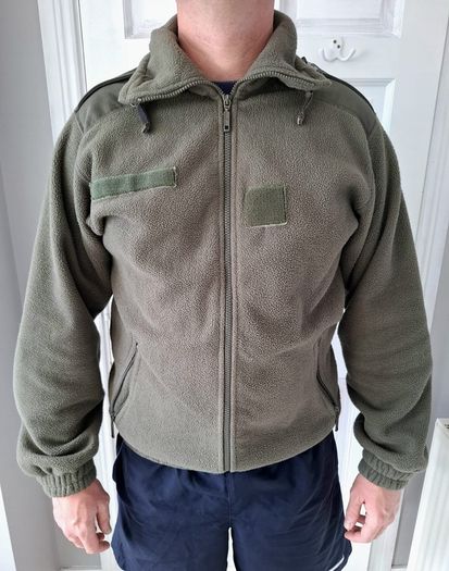 Army khaki green  Fleece. French Army Surplus. Size L