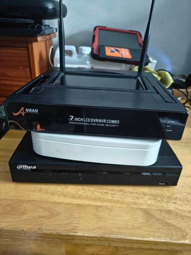 23x Dvrs Cctv