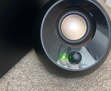 acer monitor and speakers