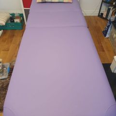 Massage bed