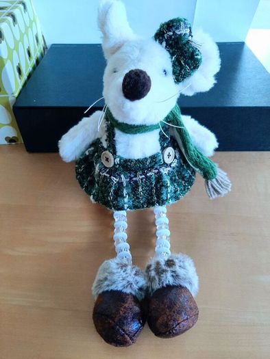 2026 Sitting mouse BNWT