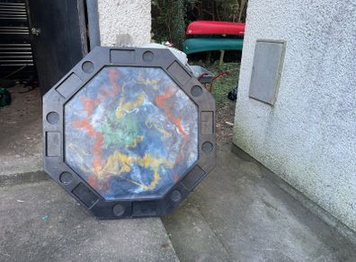 poker table