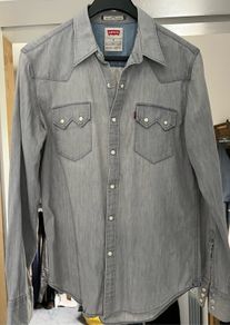Levi's Denim Shirt (M)