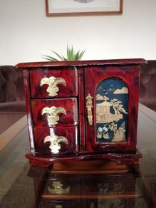 Vintage Chinese Hand Made Lacquer Jewelry Box