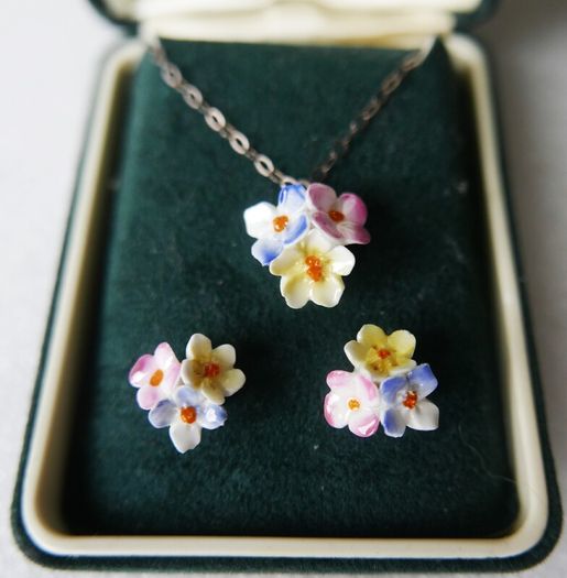 Vintage 925 Sterling Silver Harrods EARRINGS & NECKLACE, Harrods, polychrome painted porcelain.