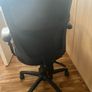 desk chair Image 2