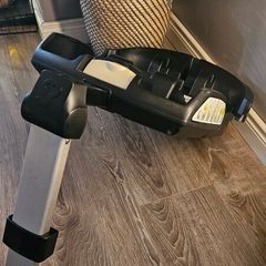 Doona Isofix Base with adjustable support leg