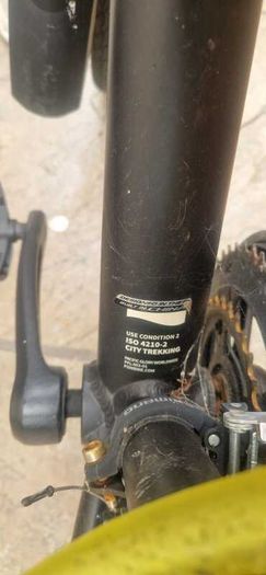 Fuji Absolute 1.9 Hybrid Bike - Medium 17