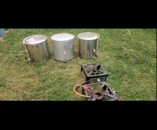Homebrew beer burner and pots