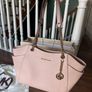 micheal kors handbag Image 4