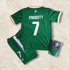 Ireland 2026 ( Parrott 7 ) Kids Full Kit , 8/9  Yrs (LAST ONE )