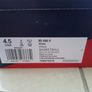 Reebok size 4 uk kids Image 10