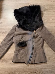 100% shearling fur coat