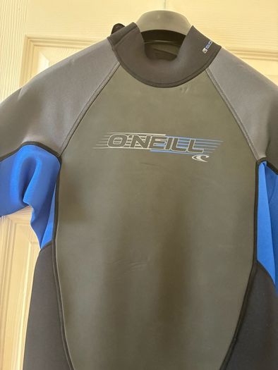 wetsuit