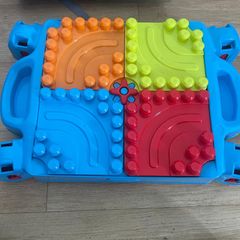 Mega Blocks