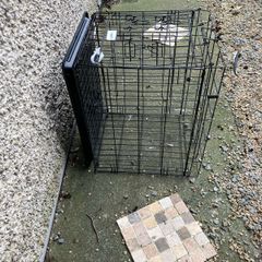small/medium dog crate