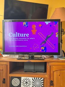 32" Panasonic Viera TV + Remote Excellent High Quality Picture.