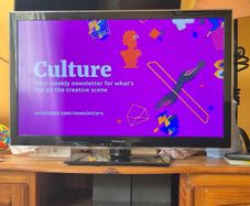 32" Panasonic Viera TV + Remote Excellent High Quality Picture.
