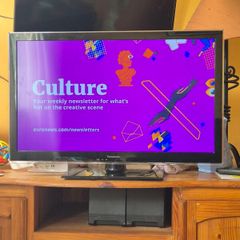 32" Panasonic Viera TV + Remote Excellent High Quality Picture.