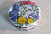 Ardleigh Elliott  Trinket Box Spring Four Seasons 1993