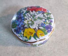 Ardleigh Elliott  Trinket Box Spring Four Seasons 1993