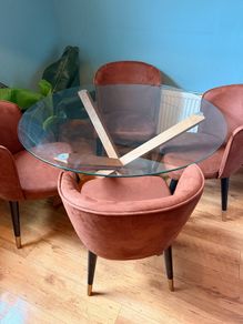 Dining table and 4 chairs