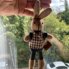Stylish bunny keychain