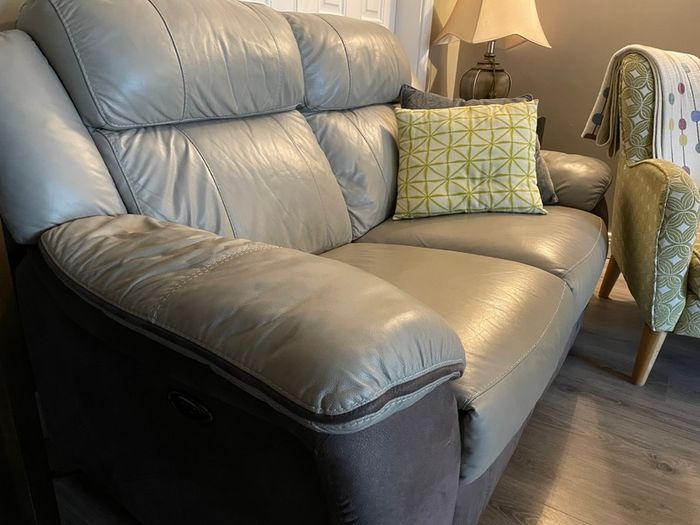 3 + 2 Electric reclining Sofa