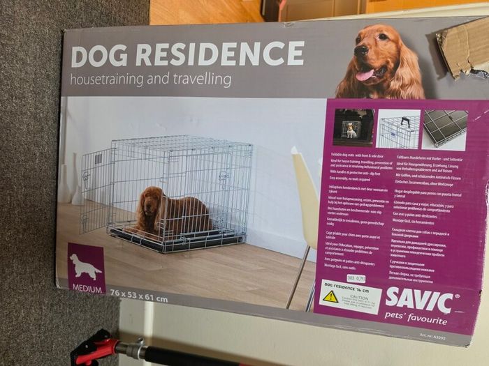 Dog Kennel / Cage